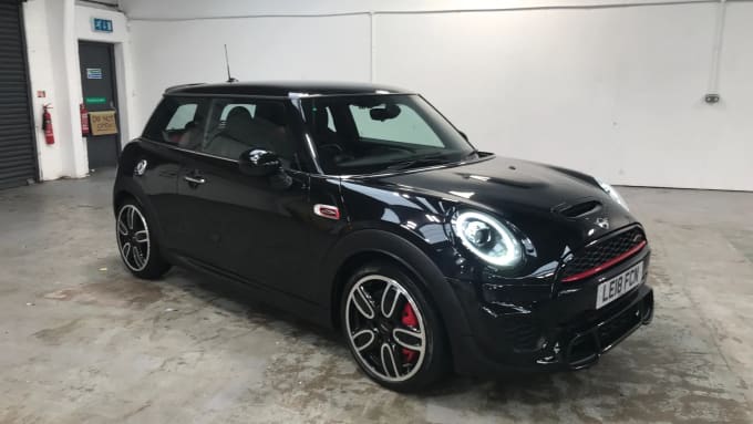 2018 Mini Hatch