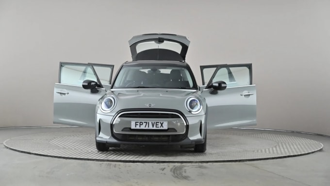 2022 Mini Hatch