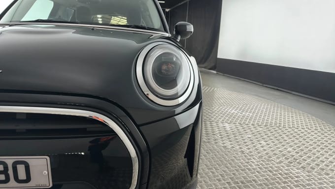 2022 Mini Hatch