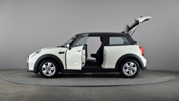 2021 Mini Hatch