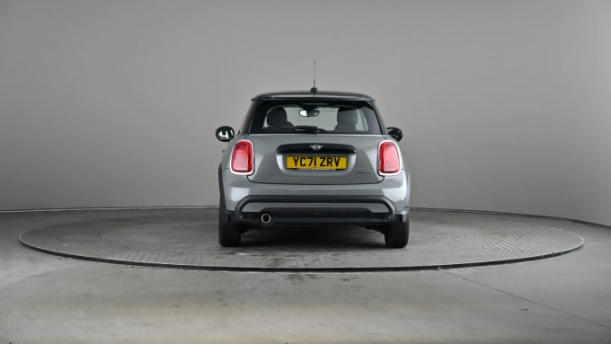 2021 Mini Hatch