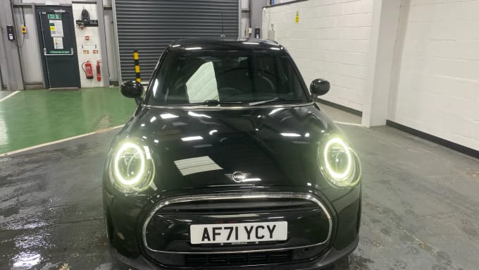 2021 Mini Hatch