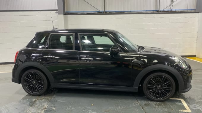 2021 Mini Hatch