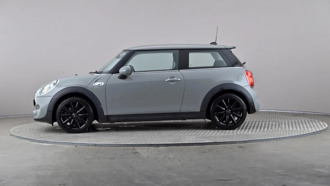 2018 Mini Hatch