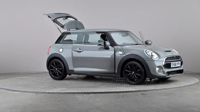 2018 Mini Hatch