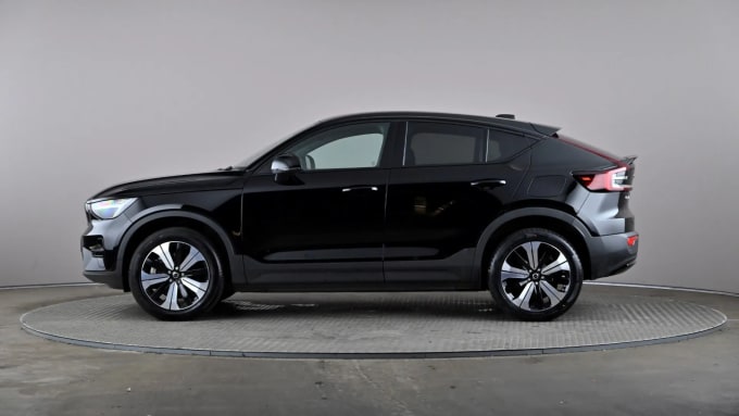 2023 Volvo C40