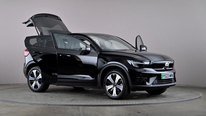 2023 Volvo C40