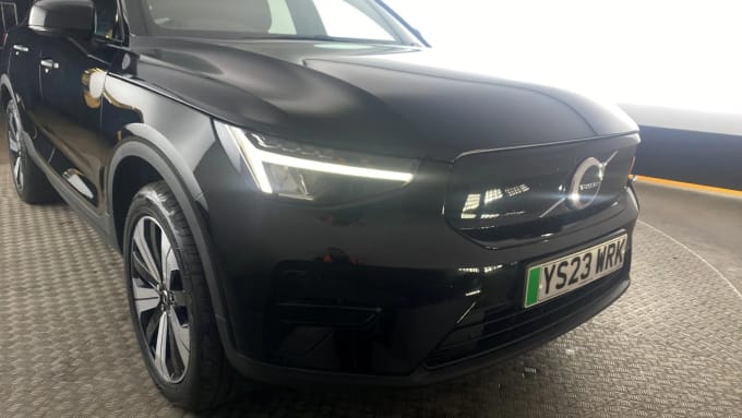 2023 Volvo C40