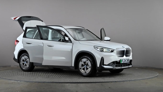 2024 BMW Ix1