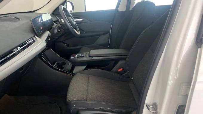 2024 BMW Ix1