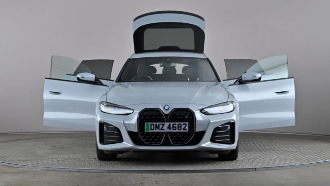 2024 BMW I4