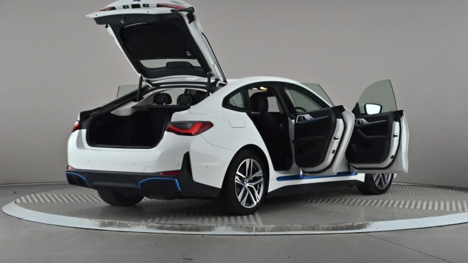 2024 BMW I4