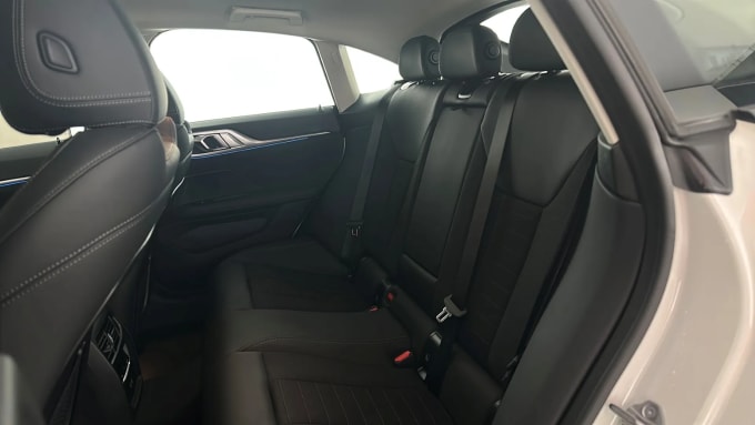 2024 BMW I4