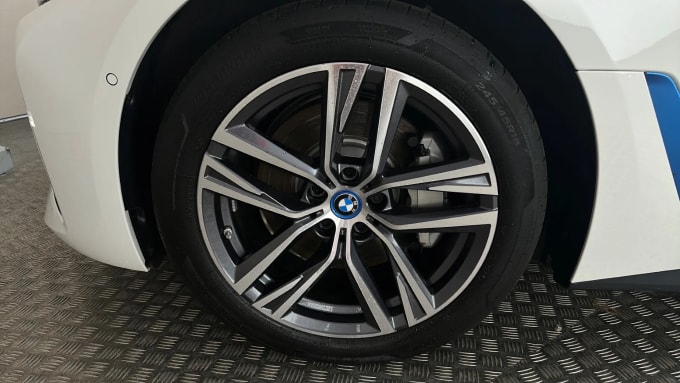 2024 BMW I4
