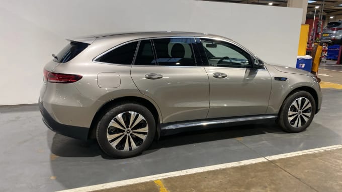 2022 Mercedes-benz Eqc