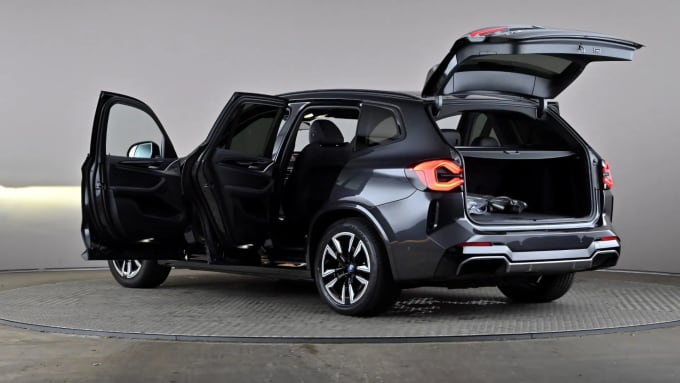 2022 BMW Ix3