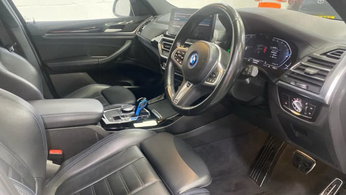 2022 BMW Ix3