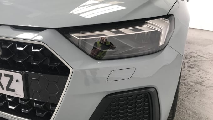 2022 Audi A1