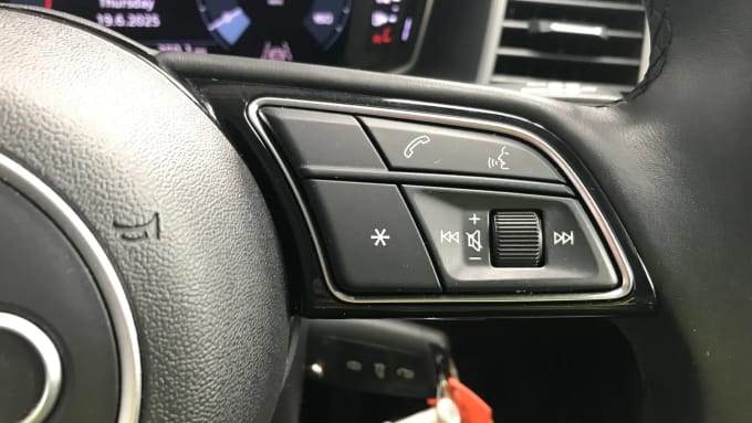 2022 Audi A1