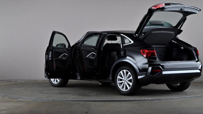 2021 Audi Q3