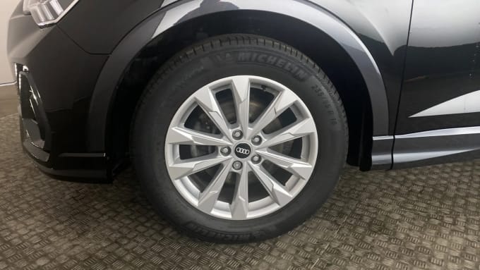 2021 Audi Q3