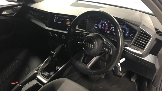 2019 Audi A1