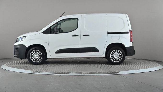 2020 Peugeot Partner