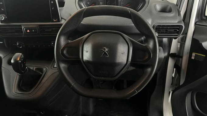 2020 Peugeot Partner