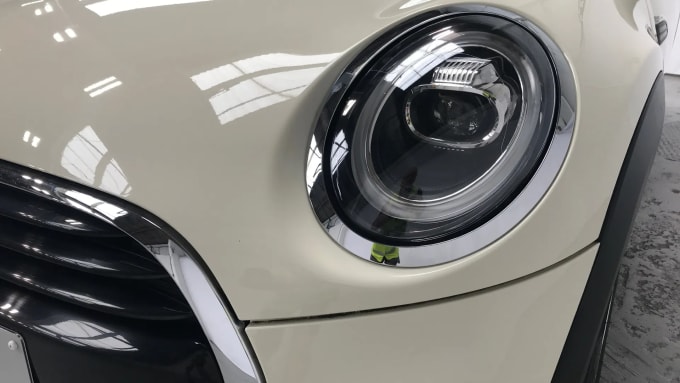 2021 Mini Hatch