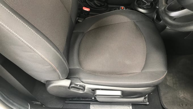 2021 Mini Hatch