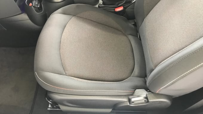 2021 Mini Hatch