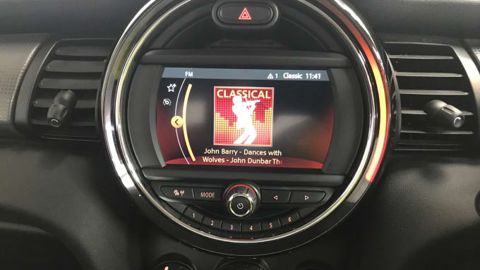 2021 Mini Hatch