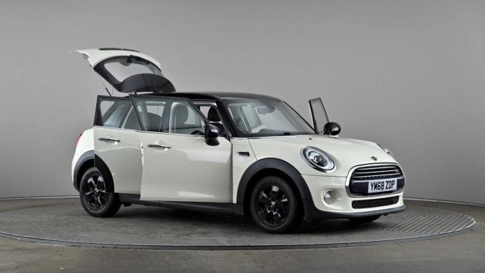 2018 Mini Hatch