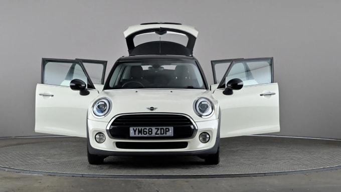 2018 Mini Hatch