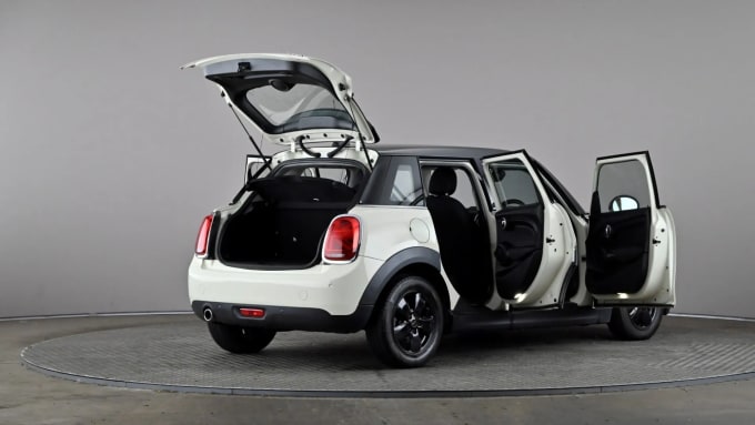 2018 Mini Hatch