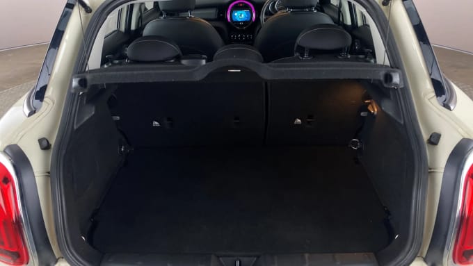 2018 Mini Hatch