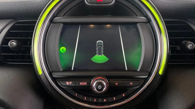 2018 Mini Hatch