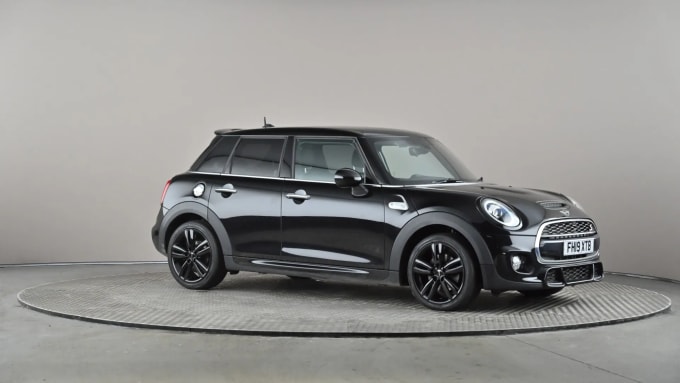 2019 Mini Hatch