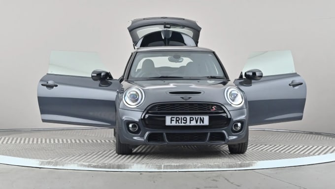 2019 Mini Hatch