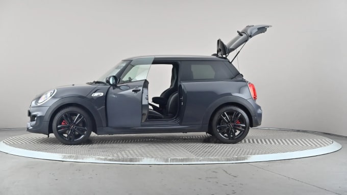 2019 Mini Hatch