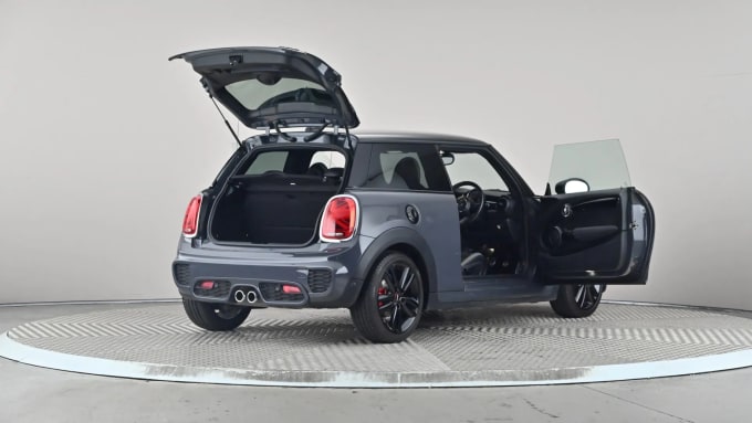 2019 Mini Hatch