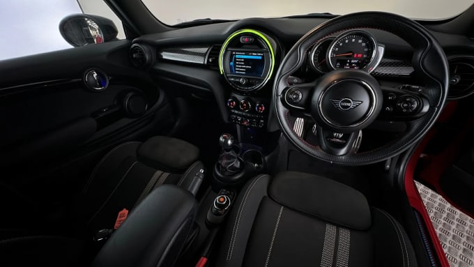 2020 Mini Hatch