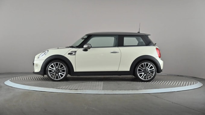 2018 Mini Hatch
