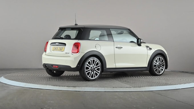 2018 Mini Hatch