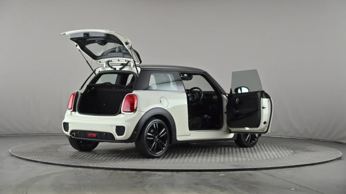 2019 Mini Hatch