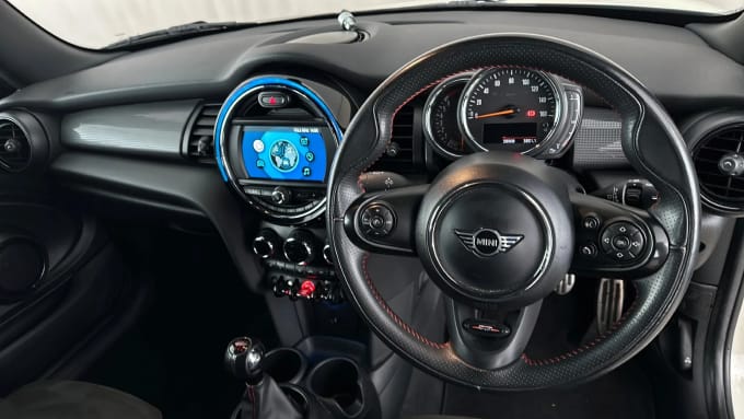 2019 Mini Hatch