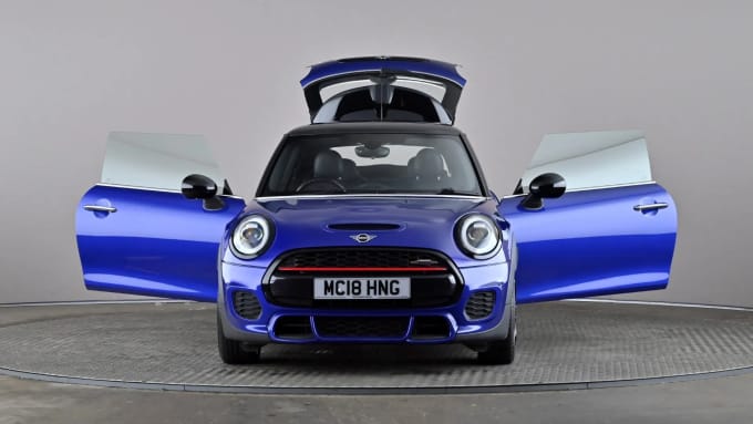2018 Mini Hatch