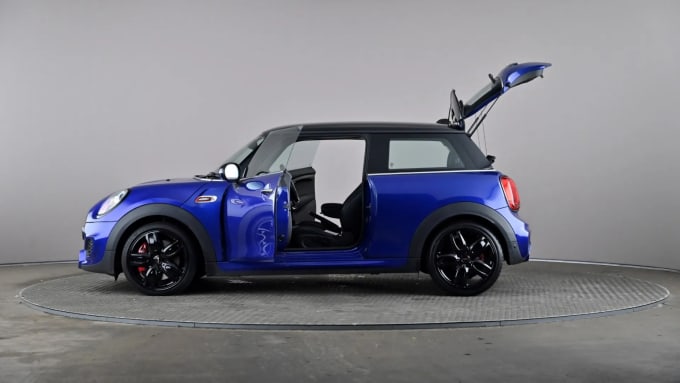 2018 Mini Hatch