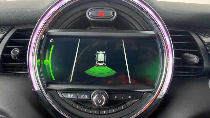 2018 Mini Hatch