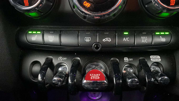 2018 Mini Hatch